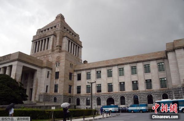 资料图:日本国会议事堂。 点击进入下一页