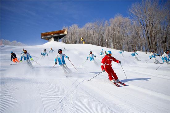 冰雪吉林引凤来:以冰雪之名,书写吉林振兴之精彩 冰雪吉林引凤来:以冰雪之名,书写吉林振兴之精彩