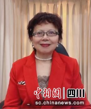 图为曾毅。(四川省侨办供图) 图为曾毅。(四川省侨办供图)